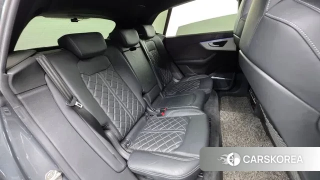 Audi Q8 (4M) id 3247721 из Кореи 10