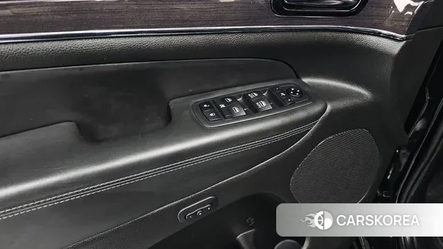 Jeep Grand Cherokee id 3384854 из Кореи 10