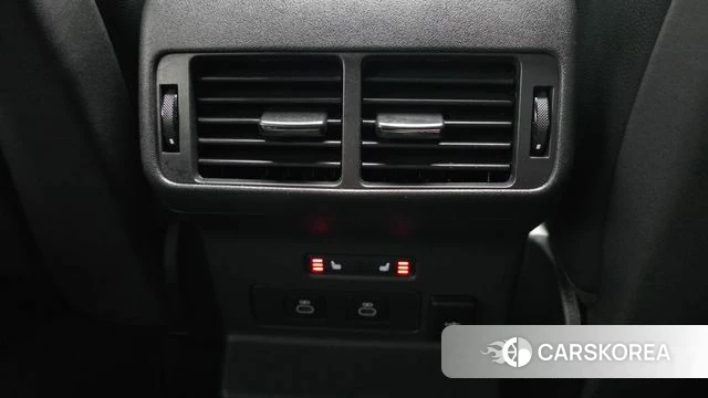 Land Rover Range Rover Velar id 4016745 из Кореи 10