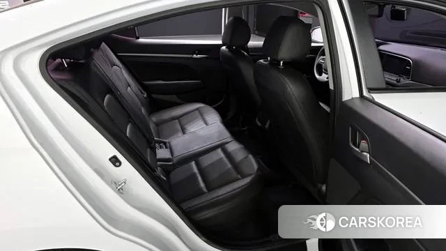 Hyundai Avante AD id 2977179 из Кореи 10