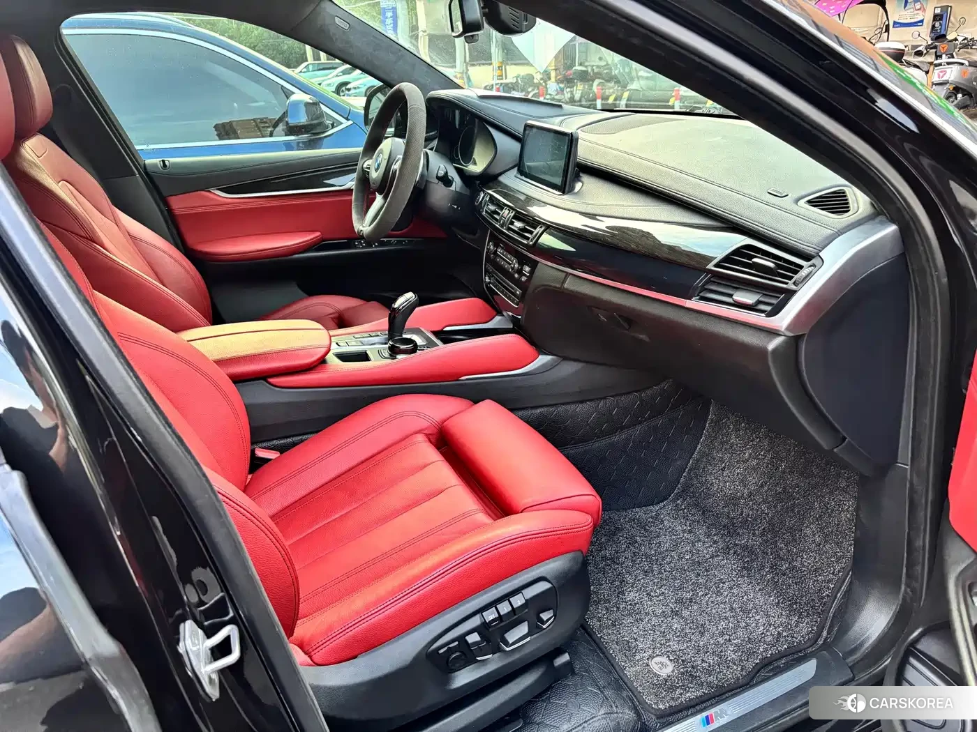 BMW X6 id 4679923 из Китая 10