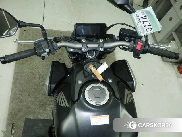 Honda CB650R id 4193909 из Японии 10