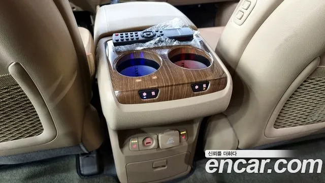 Kia All New Carnival id 2425042 из Кореи 10