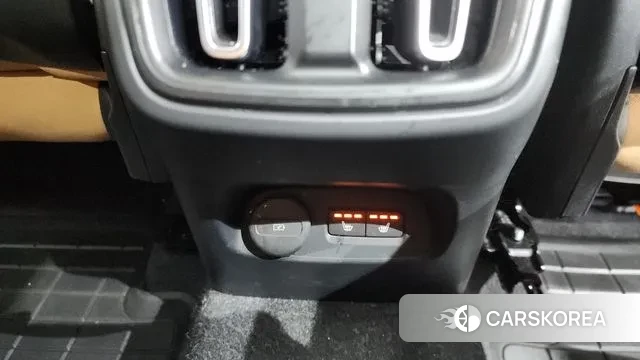 Volvo XC40 id 3384905 из Кореи 10