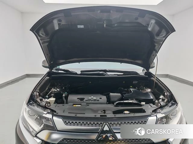 Mitsubishi  Outlander id 4212737 из Китая 10