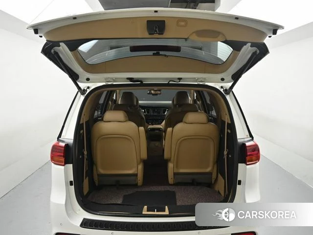 Kia The New Carnival id 4713294 из Кореи 10