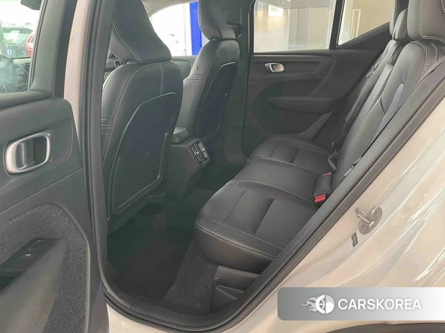Volvo XC40 id 4240233 из Китая 10