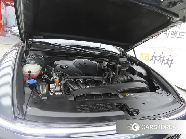 Hyundai Grandeur (GN7) id 3675369 из Кореи 10