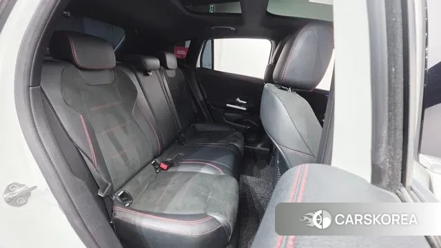 Mercedes-Benz GLA - Class H247 id 3611928 из Кореи 10