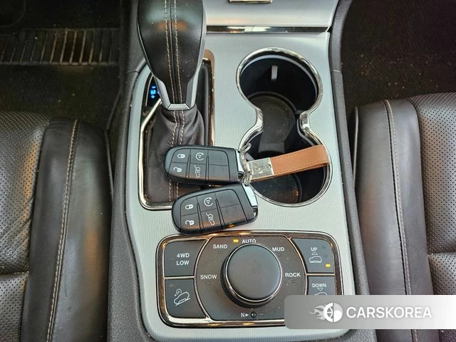Jeep Grand Cherokee id 4596125 из Кореи 10