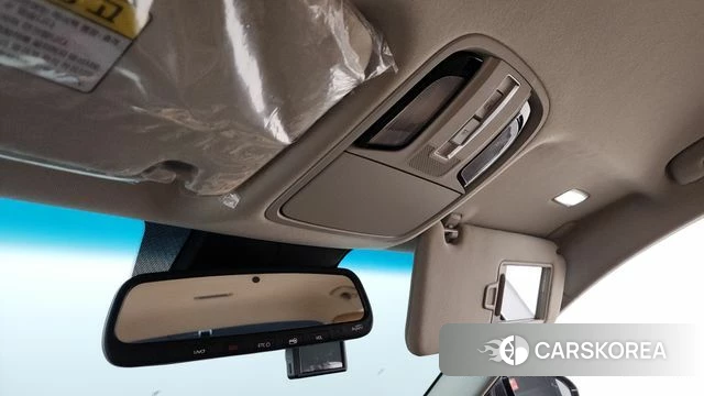 Kia K7 Premier Hybrid id 3834132 из Кореи 10