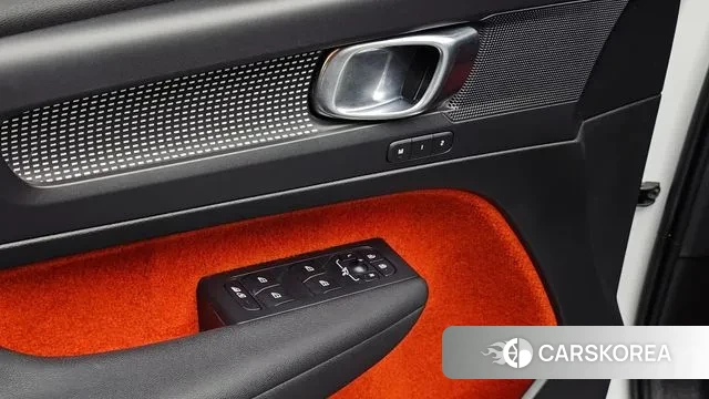 Volvo XC40 id 3013479 из Кореи 10