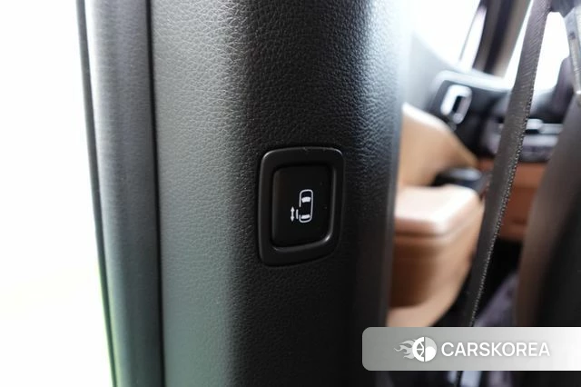 Kia Carnival 4th generation id 4392613 из Кореи 10