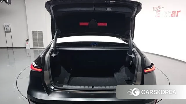 BMW 7 Series (G70) id 3394539 из Кореи 10