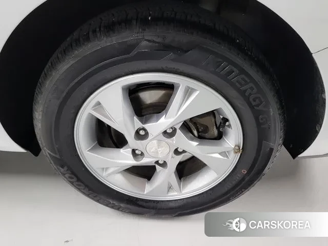 Hyundai Avante (CN7) id 3616444 из Кореи 10