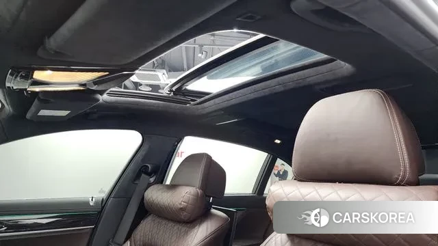 BMW 7 Series (G11) id 3747449 из Кореи 10