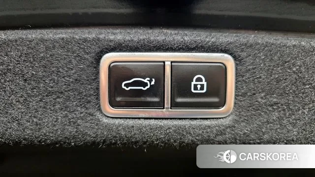 Hyundai Grandeur (GN7) id 3720898 из Кореи 10