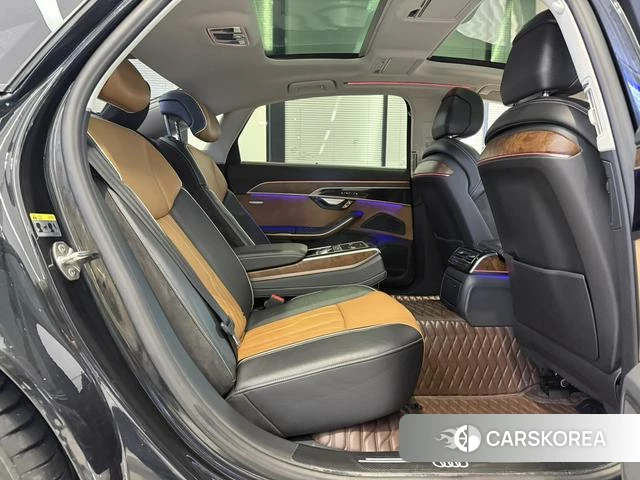 Audi A8 id 4238215 из Китая 10