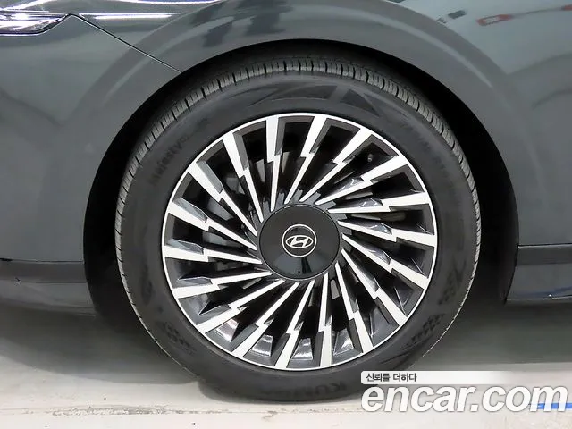 Hyundai Grandeur (GN7) id 2673916 из Кореи 10