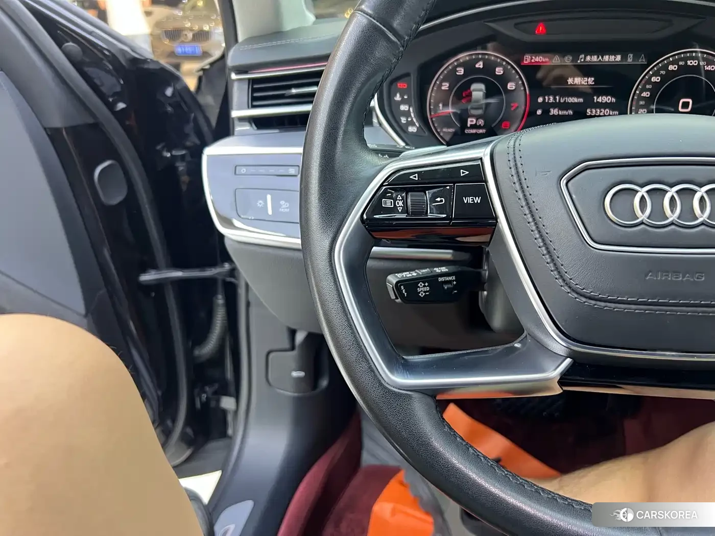Audi A8 id 4559604 из Китая 10