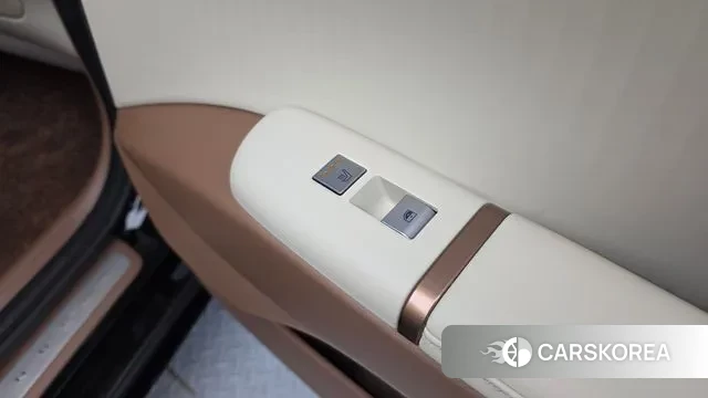 Hyundai Grandeur Hybrid (GN7) id 3431833 из Кореи 10