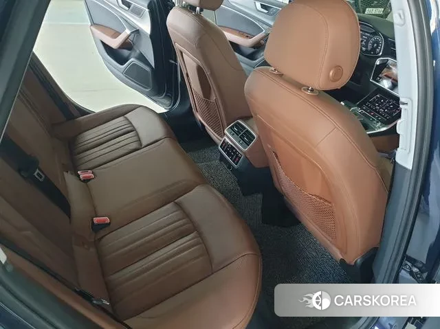 Audi A6 (C8) id 3473799 из Кореи 10