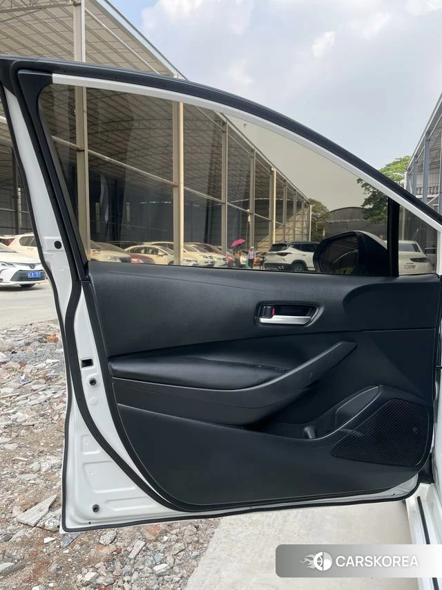 Toyota Corolla id 3939288 из Китая 10