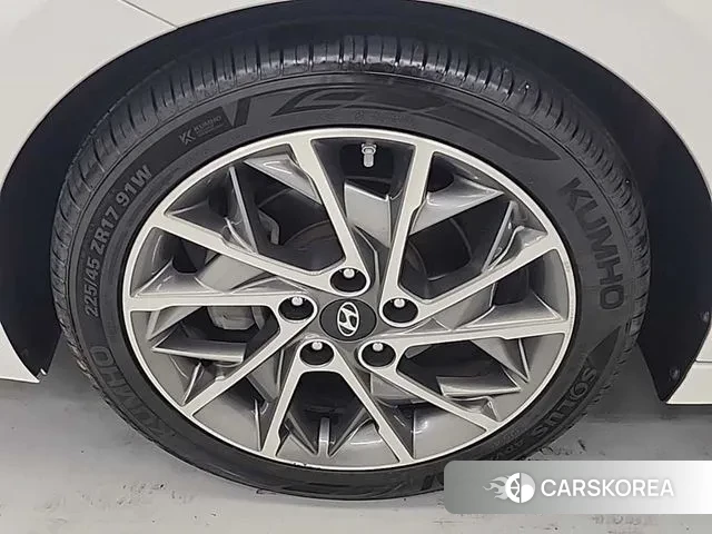 Hyundai The New Avante AD id 3760507 из Кореи 10