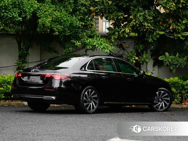 Mercedes-Benz E-class id 4271583 из Китая 10