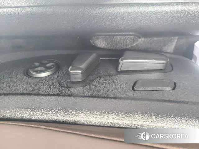 Hyundai The New Grandeur IG Hybrid id 3433947 из Кореи 10