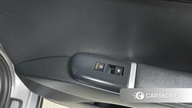 Hyundai Grandeur (GN7) id 3629359 из Кореи 10