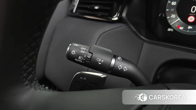 Land Rover Range Rover Velar id 4505138 из Кореи 10