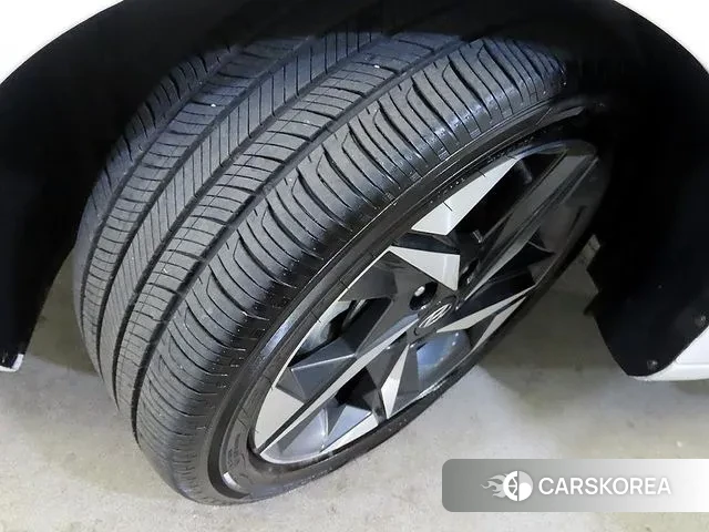 Hyundai Avante (CN7) id 3479028 из Кореи 10