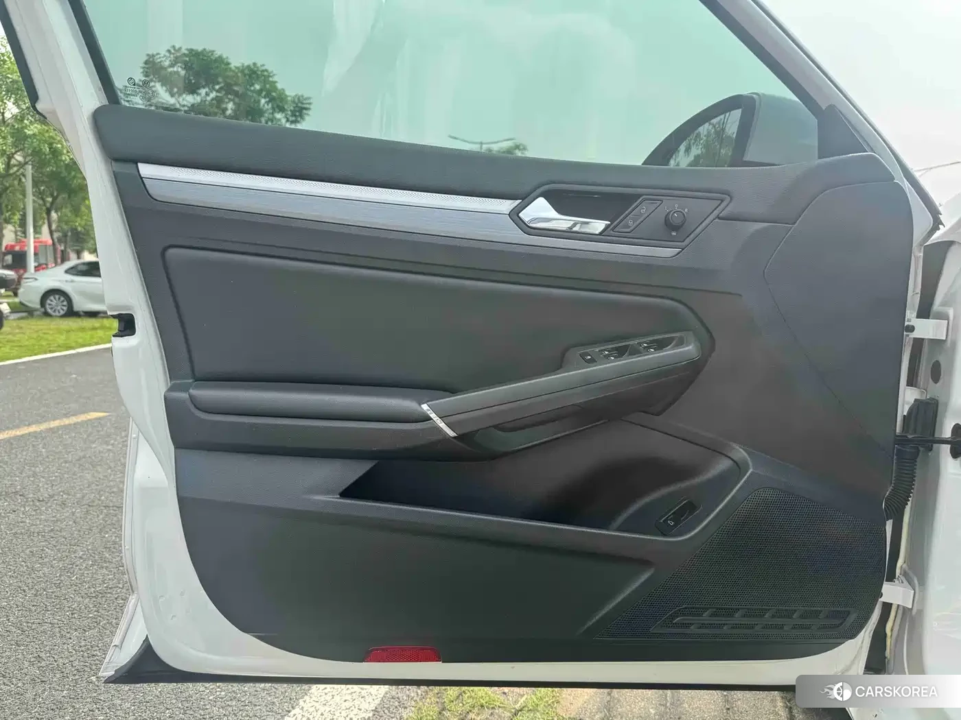 Volkswagen Lamando id 4538887 из Китая 10