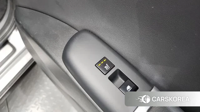 Hyundai Grandeur (GN7) id 3452419 из Кореи 10