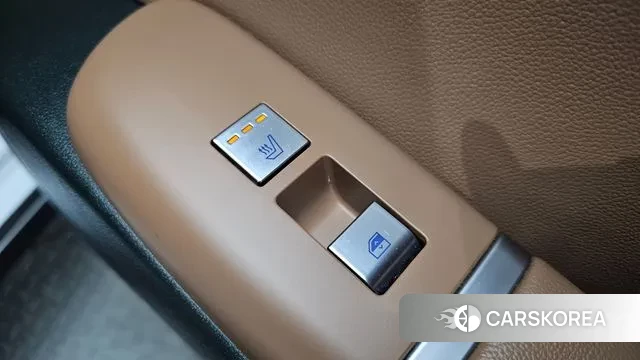 Hyundai Grandeur (GN7) id 3471990 из Кореи 10