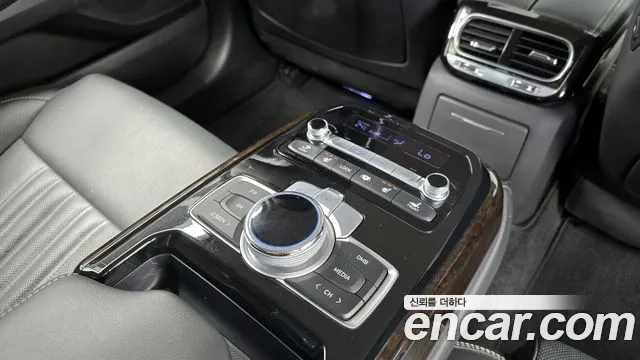 Genesis G90 id 2865140 из Кореи 10