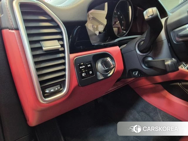 Porsche Cayenne (PO536) id 4362285 из Кореи 10