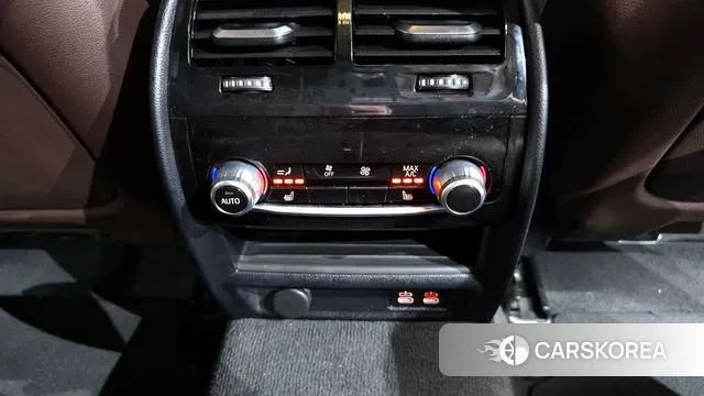 BMW 5 Series (G30) id 3335641 из Кореи 10