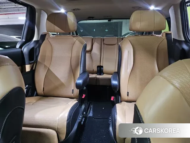 Kia Carnival 4th generation id 3733641 из Кореи 10