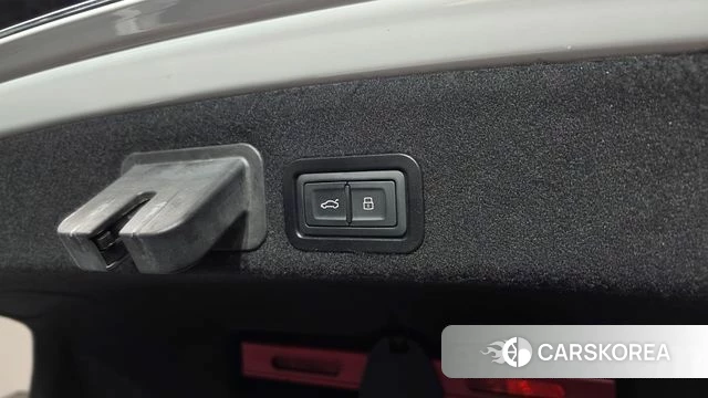 Audi New A6 id 3814399 из Кореи 10