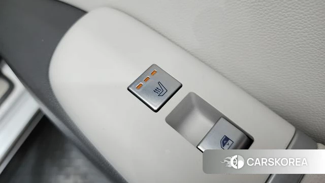Hyundai Grandeur (GN7) id 3793096 из Кореи 10