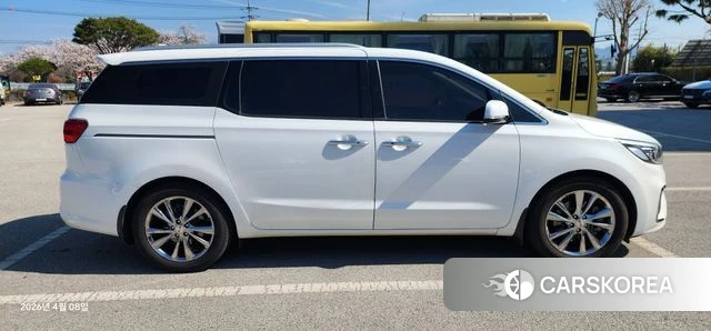 Kia The New Carnival id 3905766 из Кореи 10