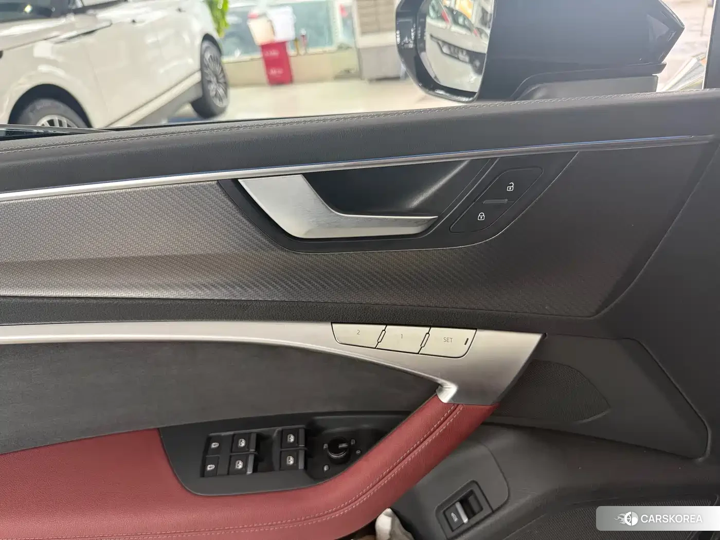 Audi A7L id 4599811 из Китая 10