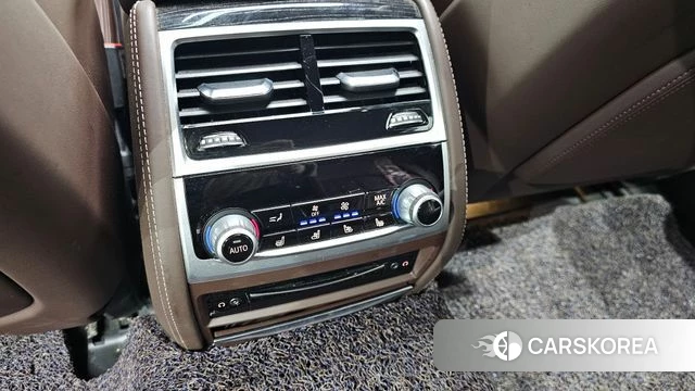 BMW 7 Series (G11) id 3916123 из Кореи 10