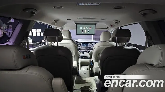 Kia The New Carnival id 2635415 из Кореи 10