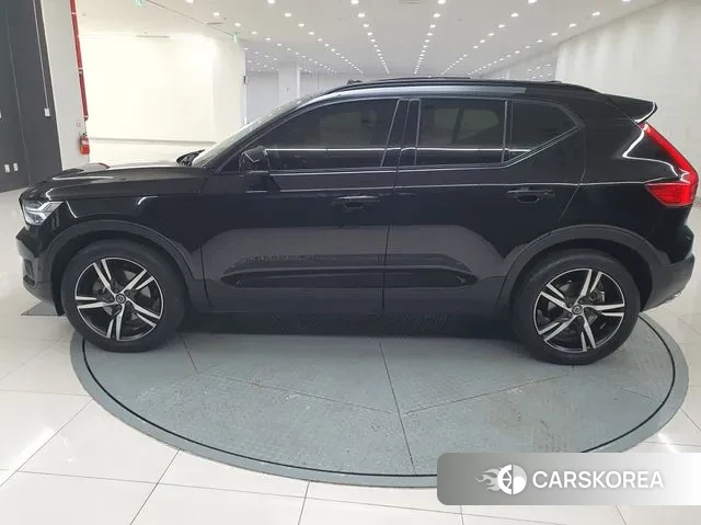 Volvo XC40 id 3396966 из Кореи 10