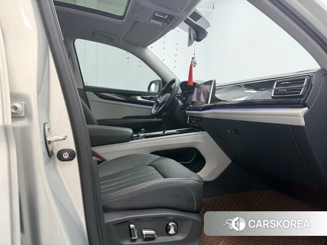 Volkswagen Tourang id 4299752 из Китая 10