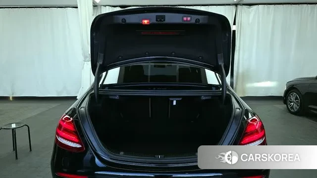 Mercedes-Benz E-Class W213 id 3718149 из Кореи 10