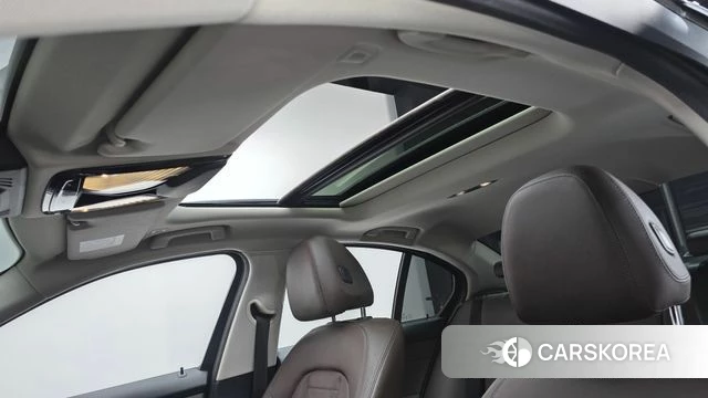 BMW 3 Series (G20) id 3813286 из Кореи 10